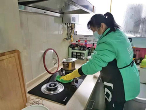 線上家政服務迎來全鏈路規(guī)范發(fā)展